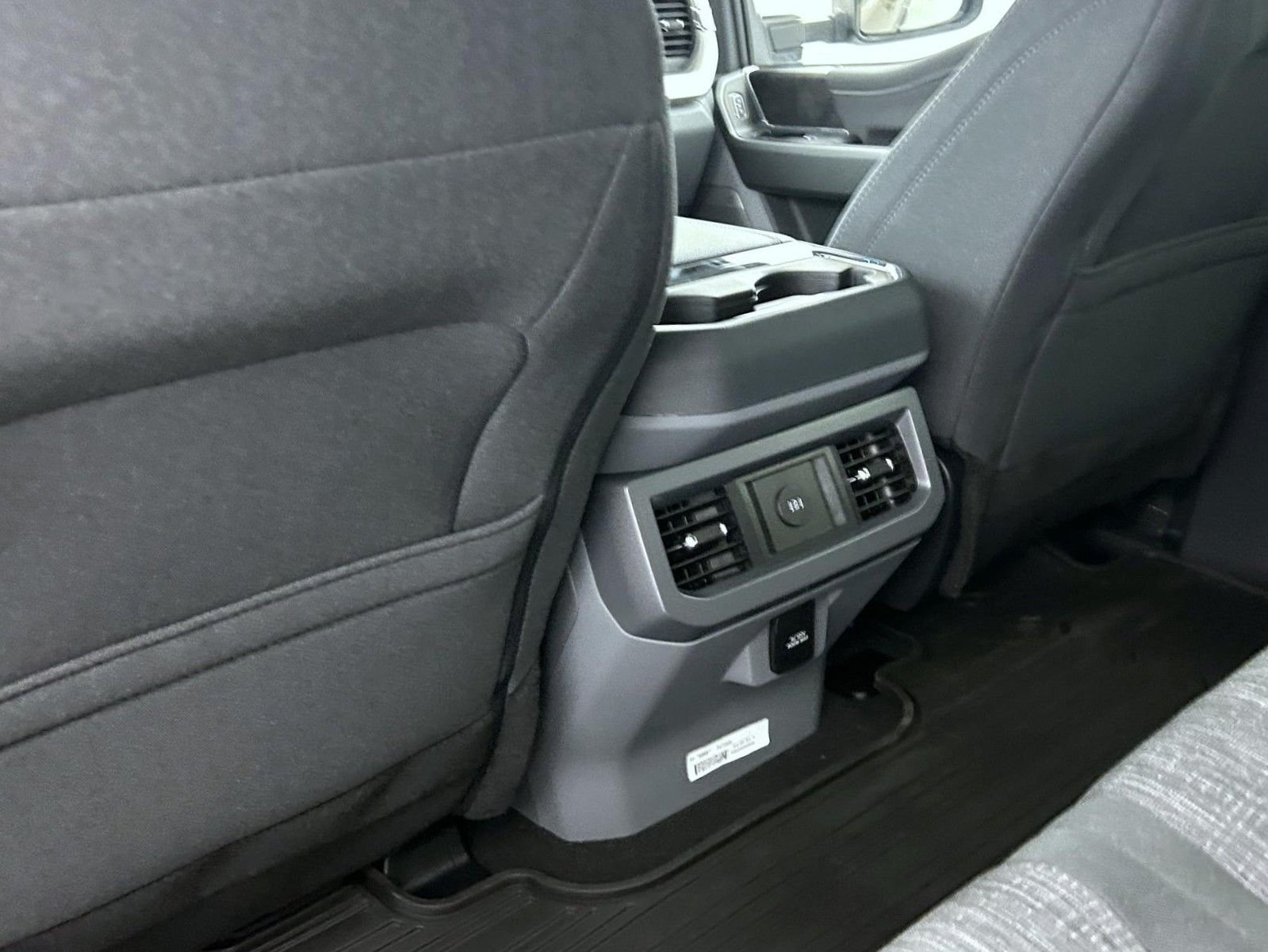 New 2026 Marsh Gray Ford XLT image 21