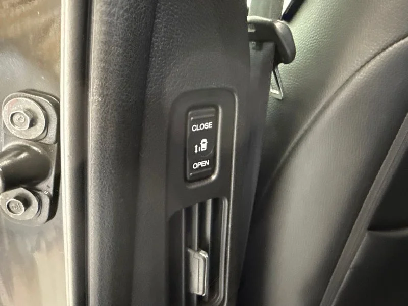 Used 2025 Black Honda Elite image 23