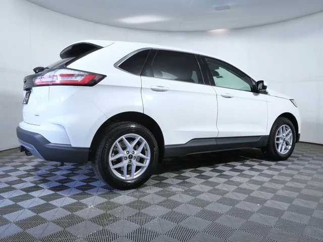 Used 2024 White Ford SEL image 8