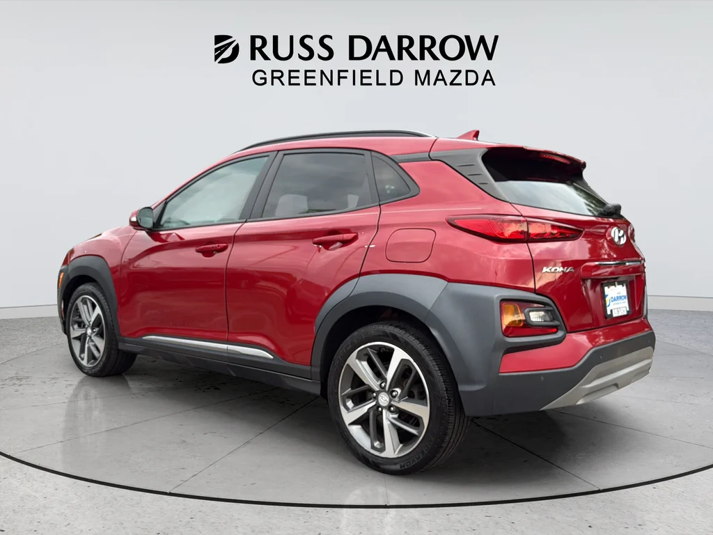 Used 2020 Red Hyundai Ultimate image 3