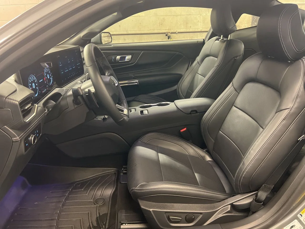 Used 2025 Gray Ford GT Premium image 11