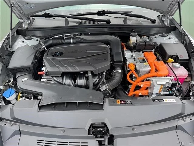 Used 2023 Silver Hyundai Limited image 19