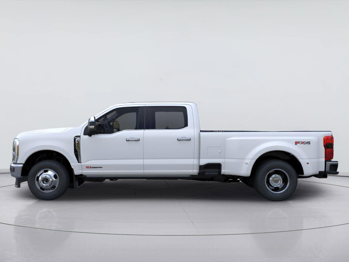 New 2026 Star White Metallic Tri-Coat Ford F-350® King Ranch® image 3
