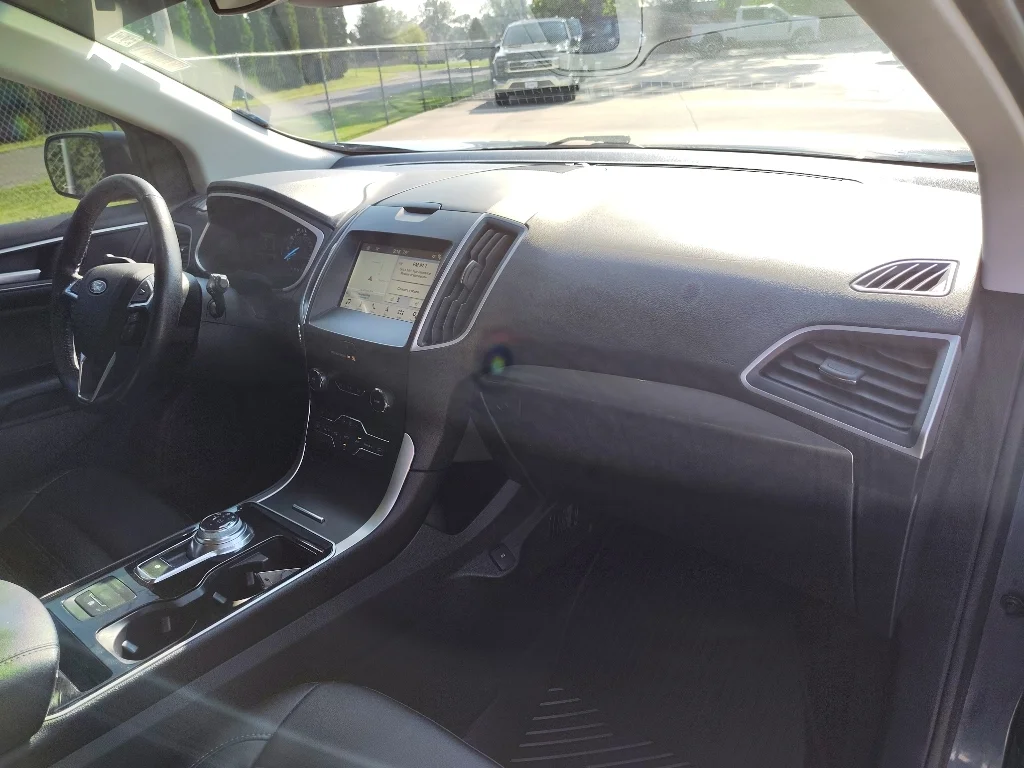Used 2019 Blue Metallic Ford SEL image 15