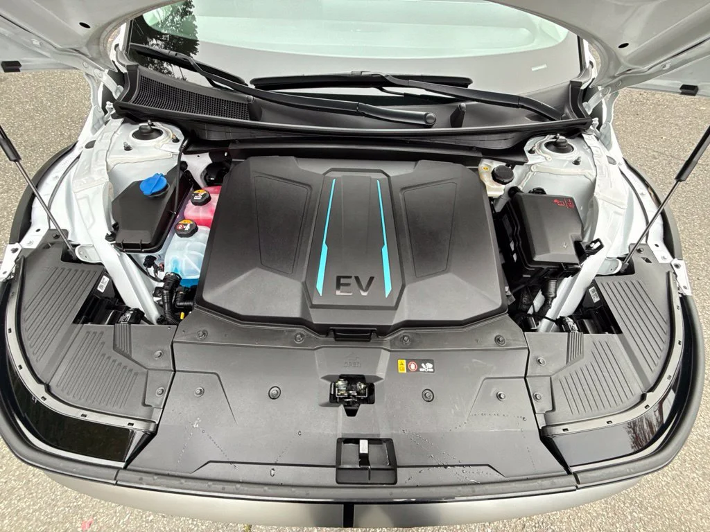 Used 2024 Atlas White Hyundai SEL image 20