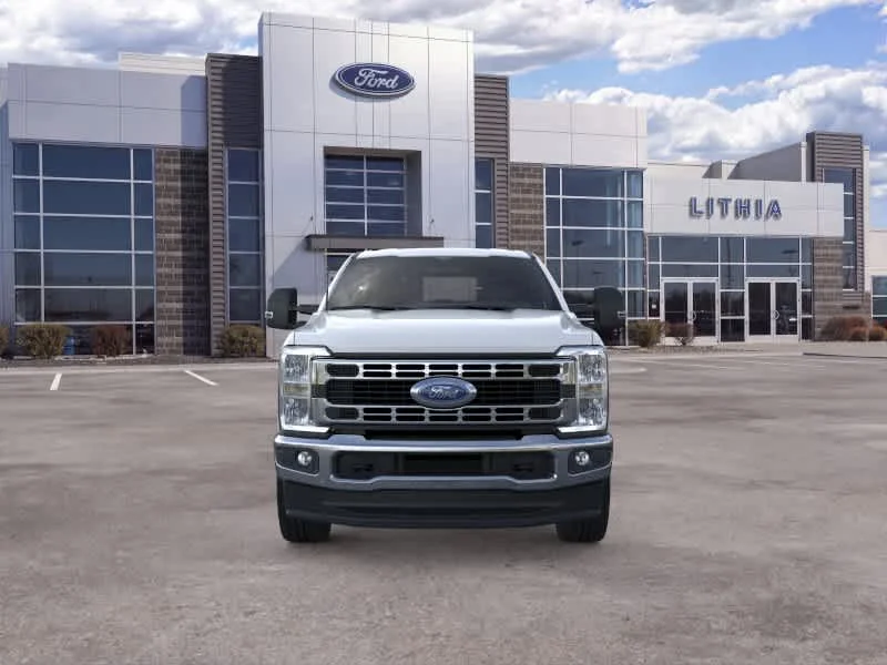 New 2026 Oxford White Ford F-250® XLT image 6