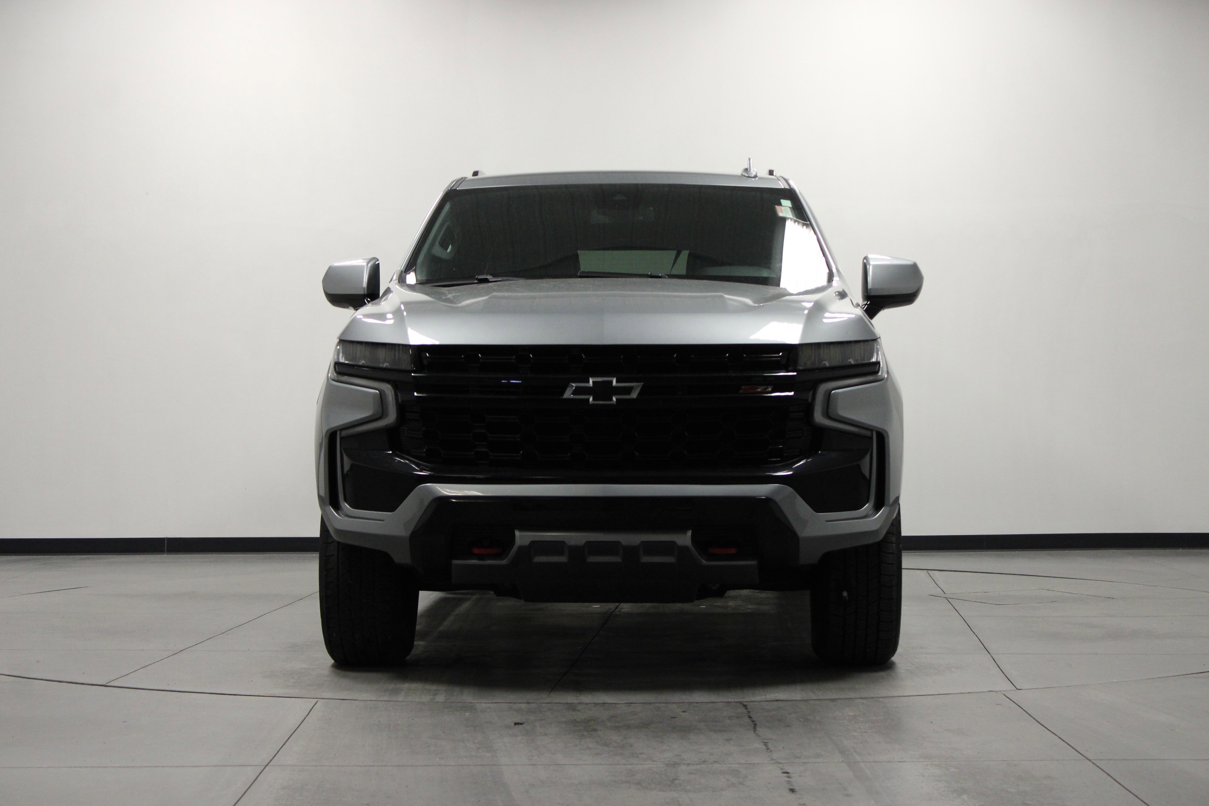 Used 2023 Sterling Gray Metallic Chevrolet Z71 image 9