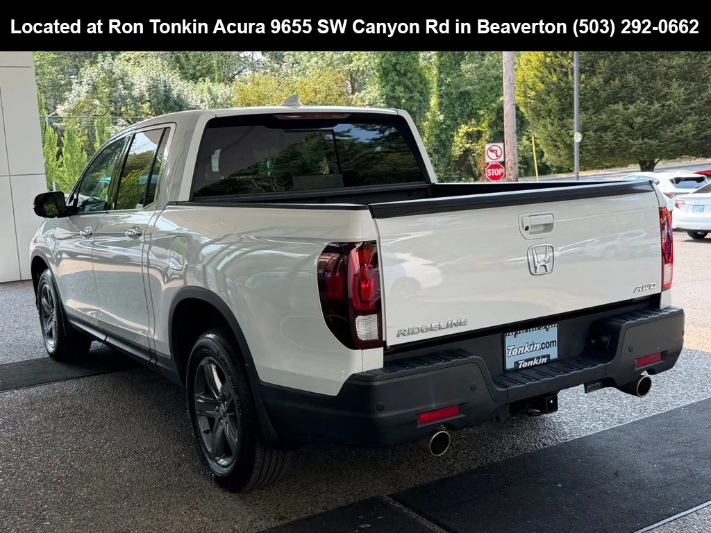 Used 2023 Platinum White Pearl Honda RTL-E image 5