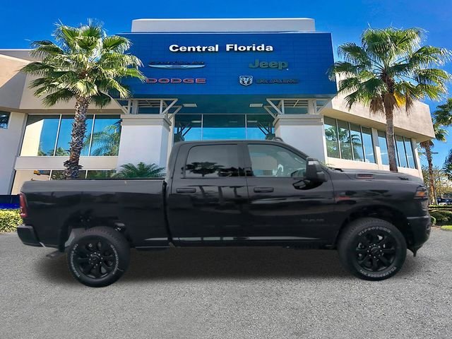 New 2026 Diamond Black Crystal Pearl-Coat Exterior Paint RAM Big Horn image 4
