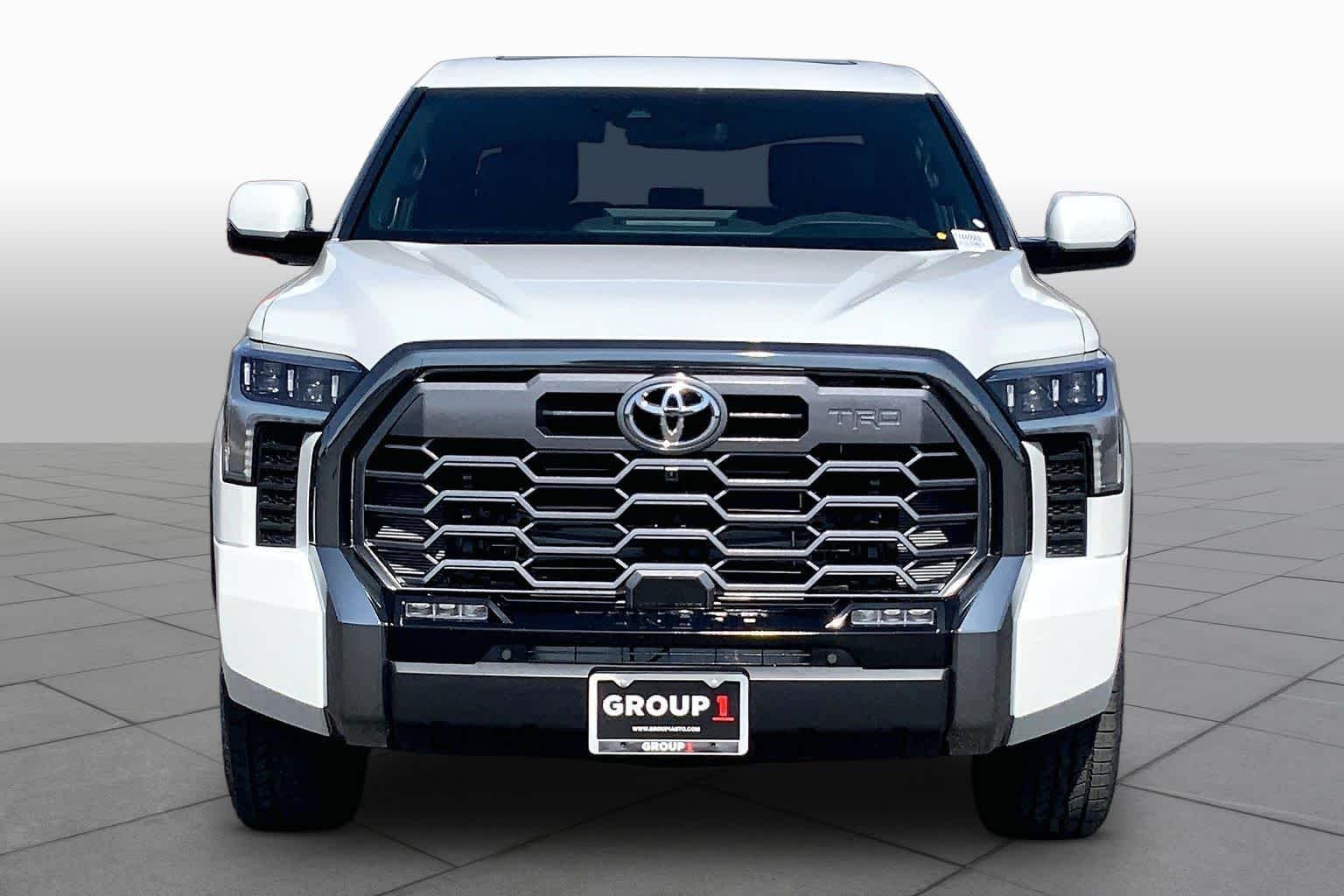 New 2026 Wind Chill Pearl Toyota Platinum image 3
