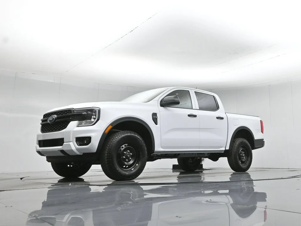 New 2026 Oxford White Ford XL image 41