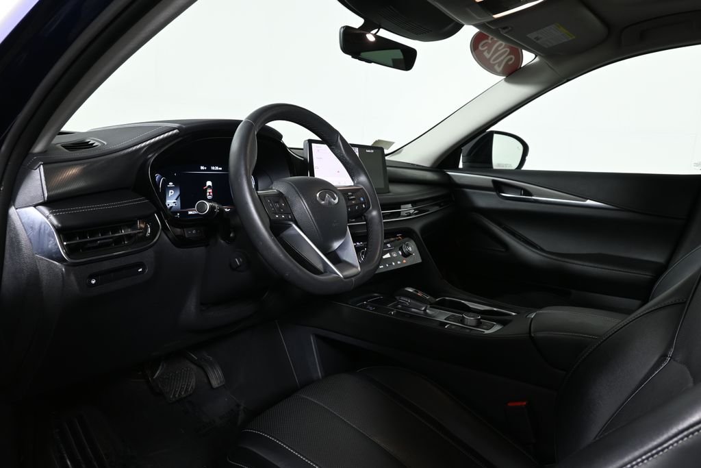 Certified Used 2023 Blue INFINITI LUXE image 15