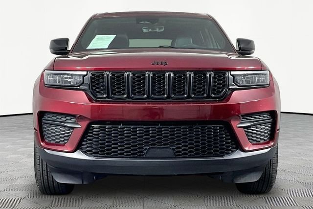 Used 2025 Red Jeep Altitude X image 2