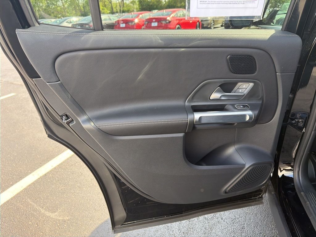 2025 Mercedes-Benz GLB Base - Photo 19