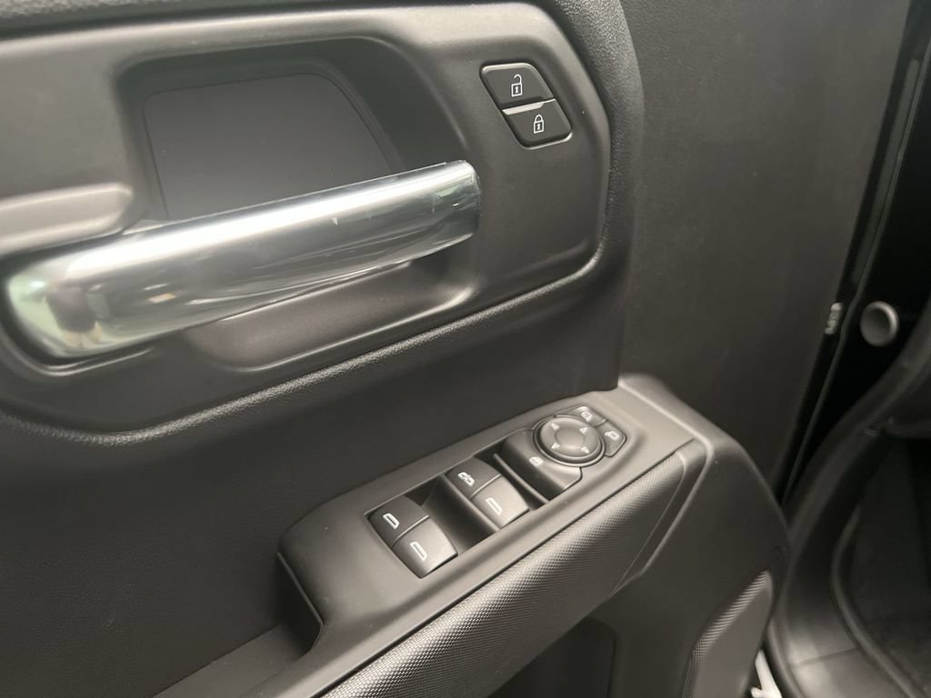 2026 Chevrolet Silverado 1500 Custom - Photo 13