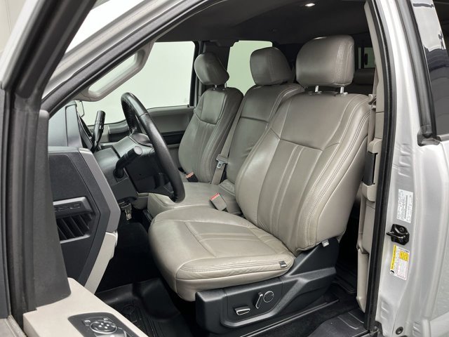 Used 2017 Ingot Silver Metallic Ford XLT image 9