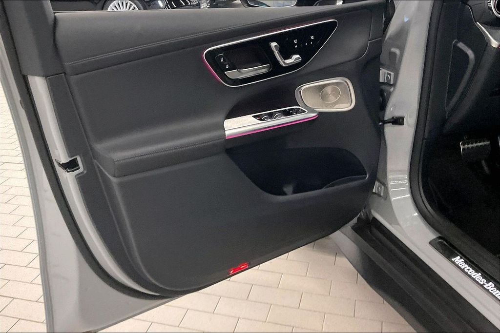 Used 2026 Gray Mercedes-Benz GLC 300 image 15