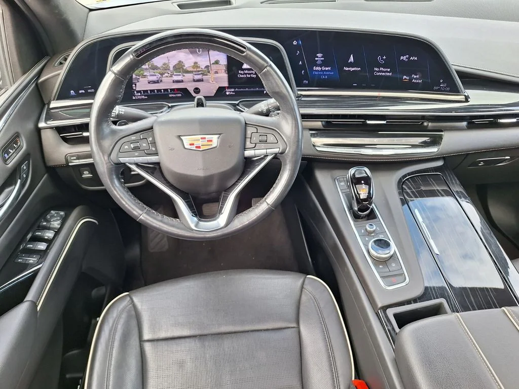 2024 Cadillac Escalade Sport - Photo 11