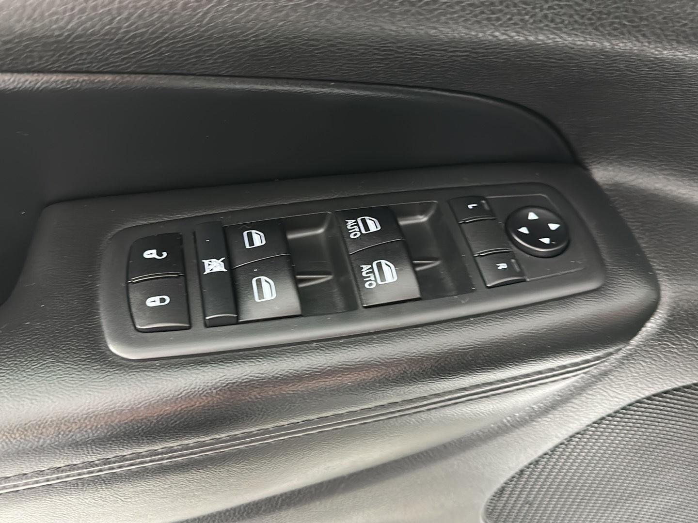Used 2020 Bright White Clearcoat Jeep Limited image 12