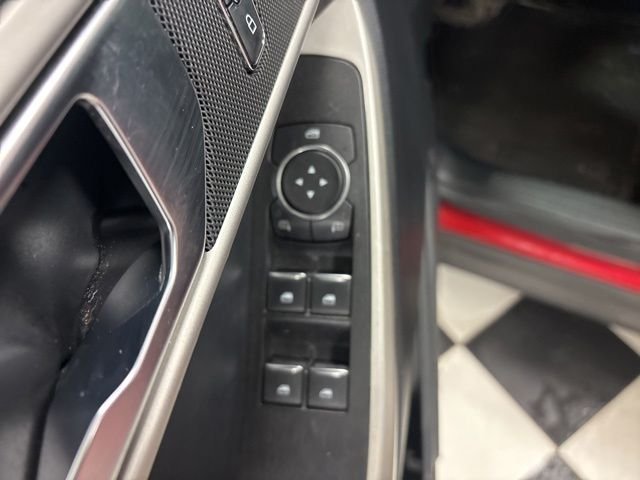 Used 2020 Red Ford XLT image 10