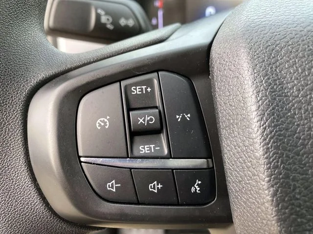 Used 2025 White Ford XL image 19