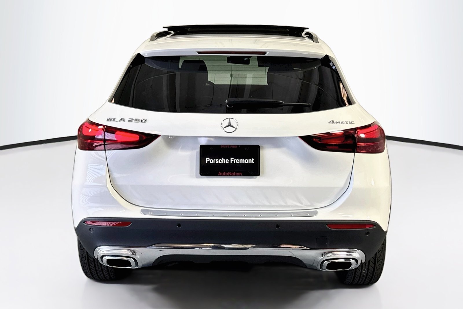 New 2026 Polar White Mercedes-Benz GLA 250 image 6