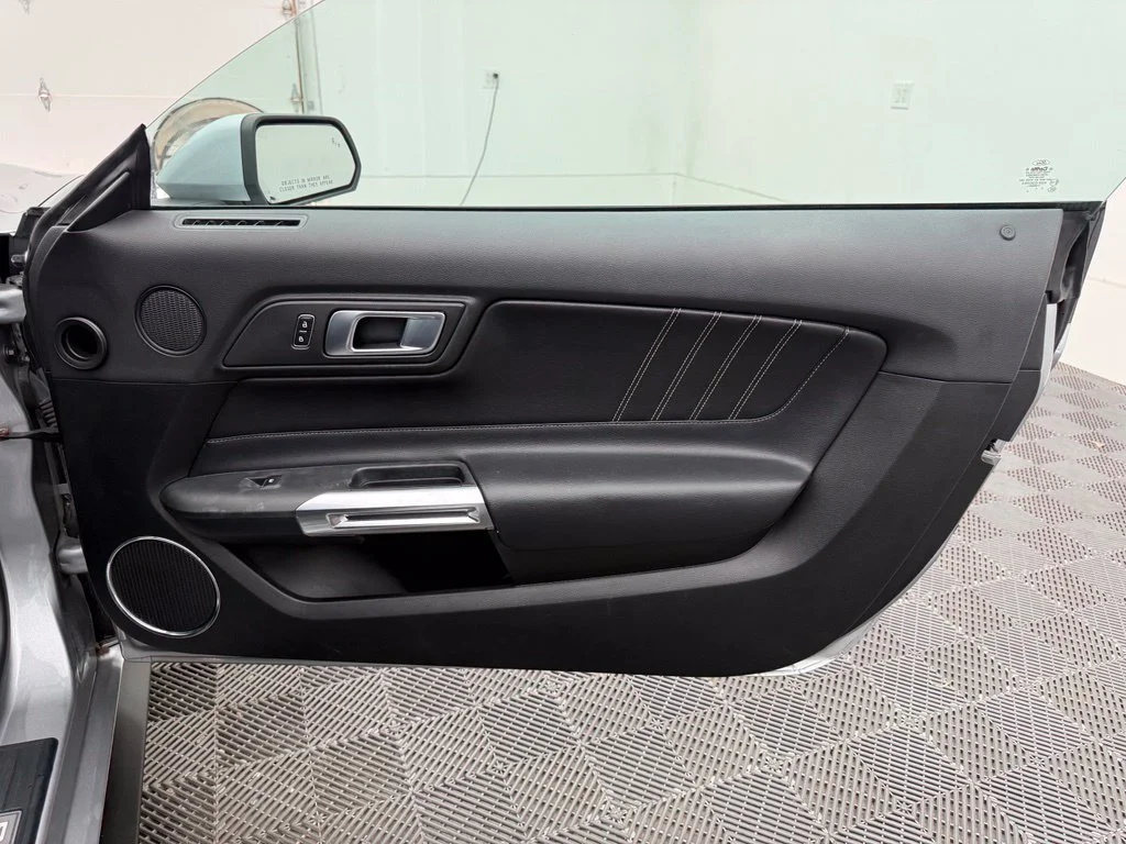 Used 2023 Silver Ford EcoBoost Premium image 31