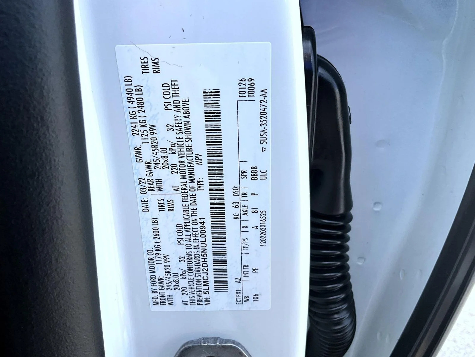 Used 2022 White Lincoln Reserve image 27
