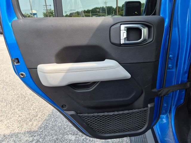 Used 2023 Blue Jeep Overland image 20