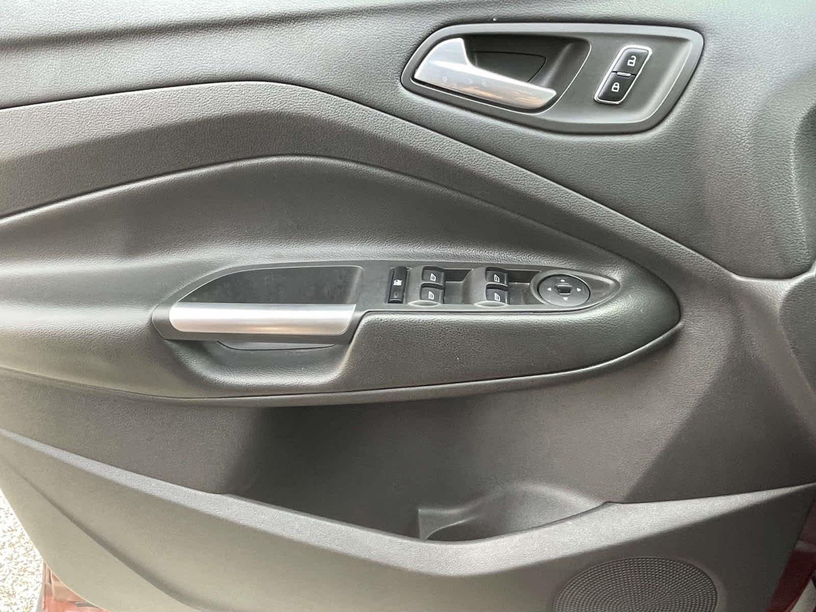 Used 2014 Sunset Metallic Ford SE image 27