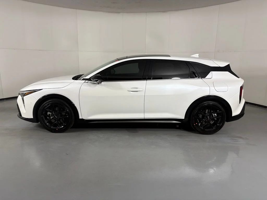 New 2026 Snow White Pearl Kia GT-Line Turbo image 5