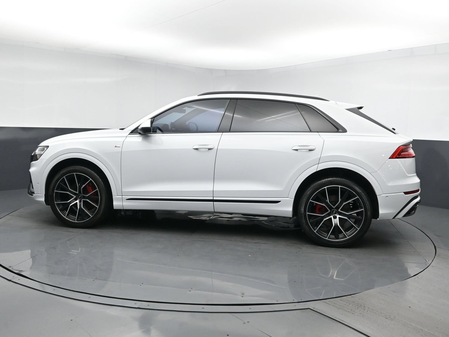Used 2021 White Audi Premium Plus image 4