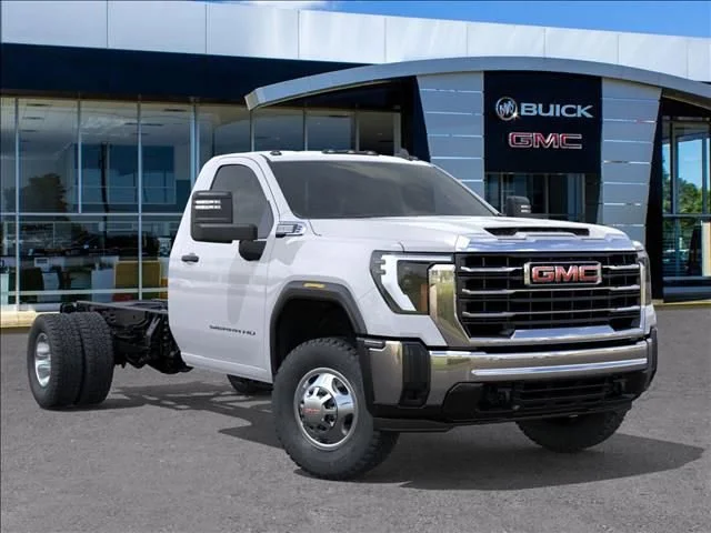 New 2026 Summit White GMC Pro image 7