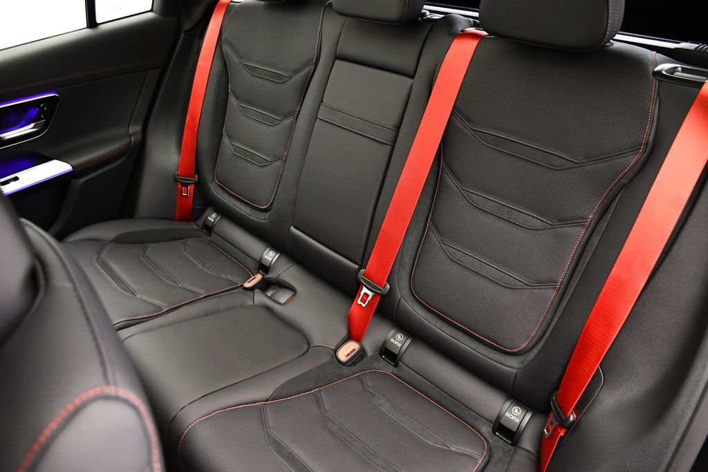 2025 Mercedes-Benz GLC AMG GLC43 - Photo 42