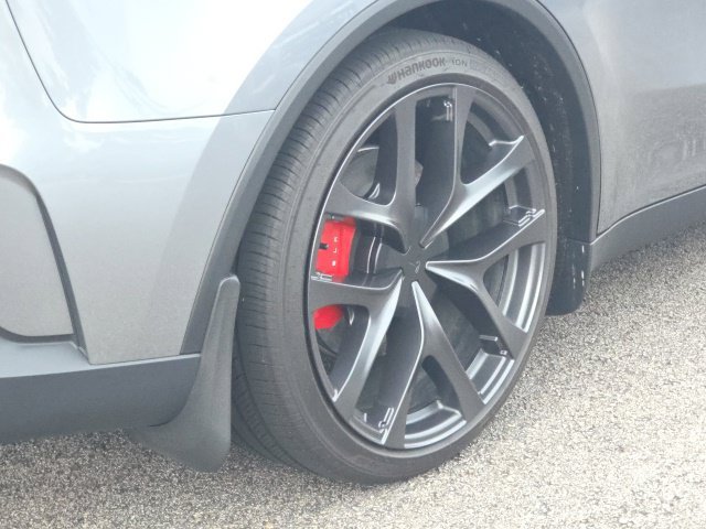 Used 2026  Tesla Performance image 9