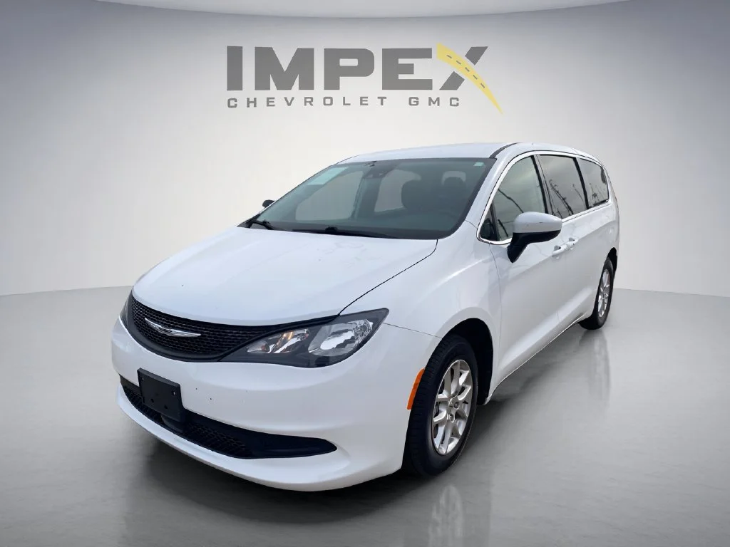 Used 2023 White Chrysler LX image 1