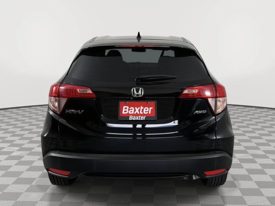 Used 2018 Crystal Black Pearl Honda LX image 9