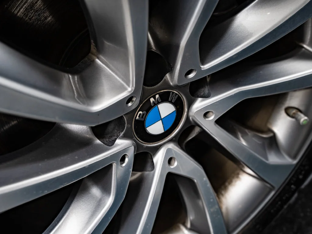 Used 2019 Mineral White Metallic BMW xDrive35i image 8