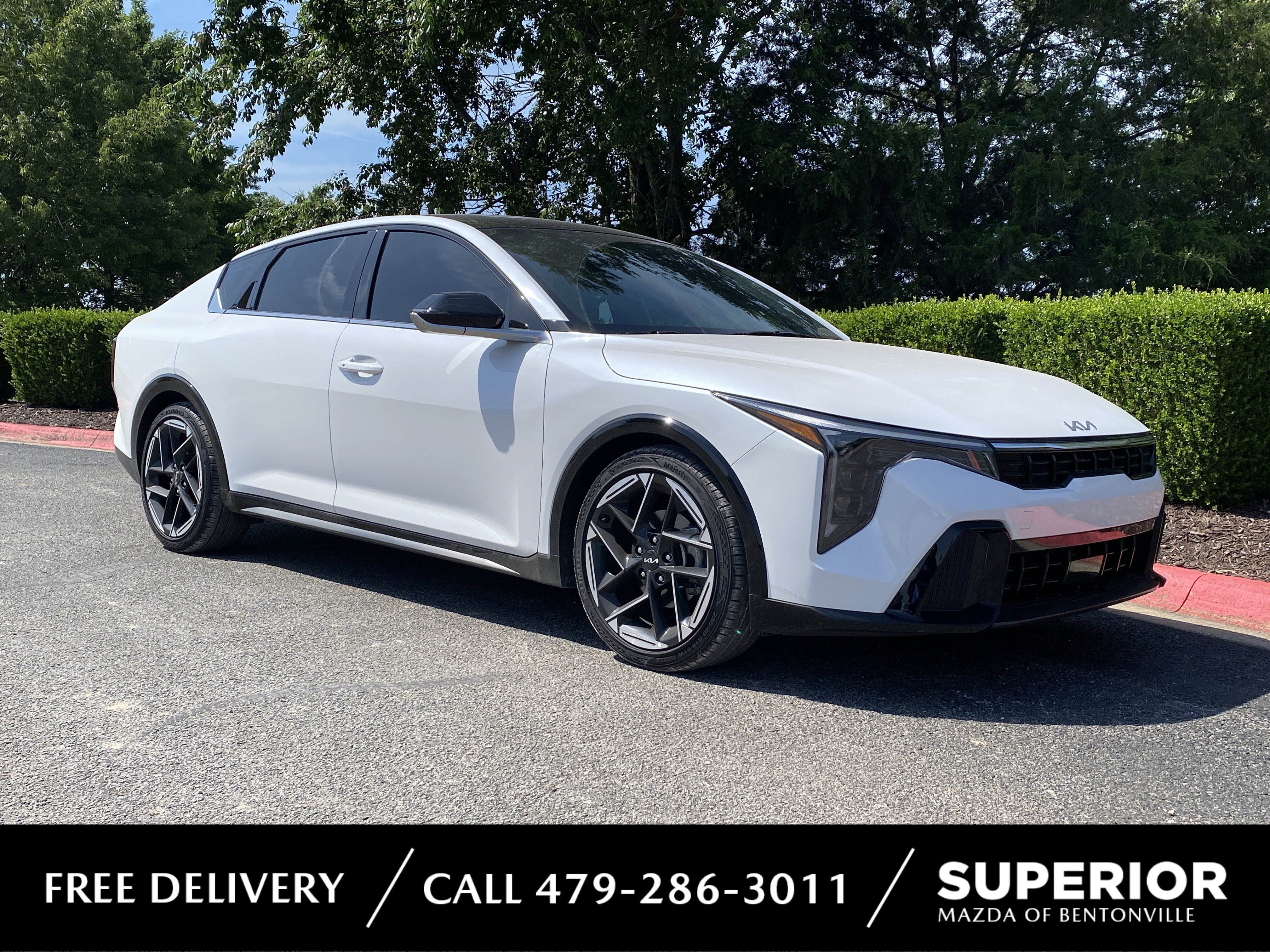 2025 Kia K4 GT-Line AT's photo