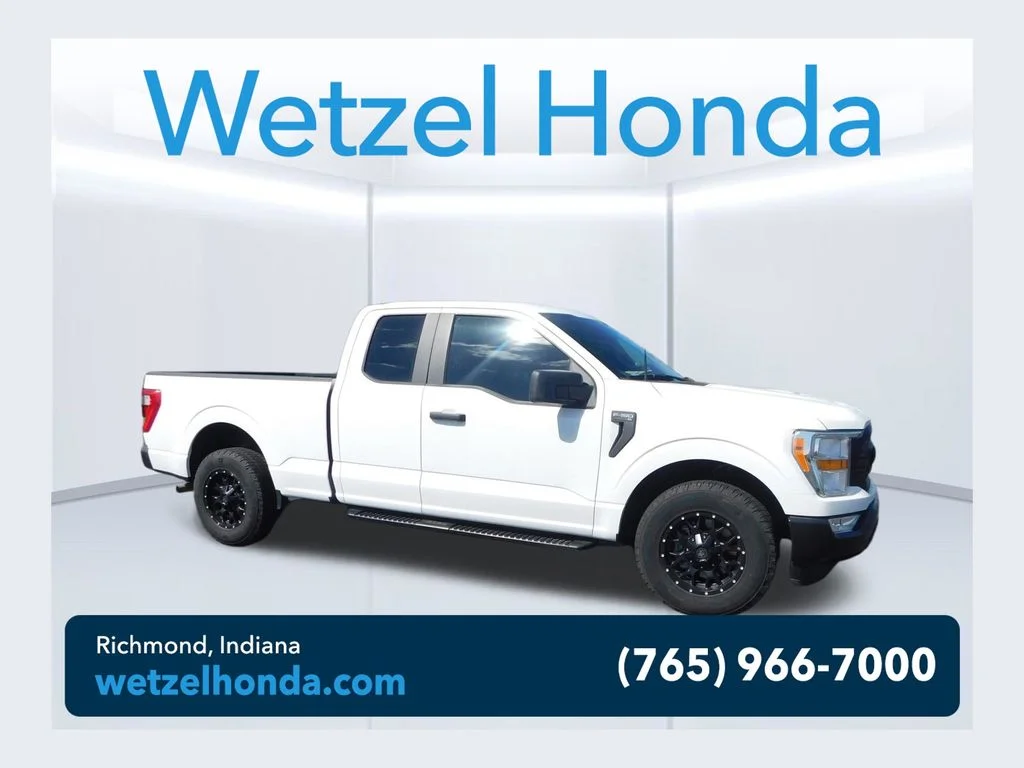 Used 2022 White Ford XL image 1