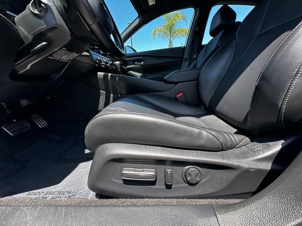 Used 2024  Honda LX image 20