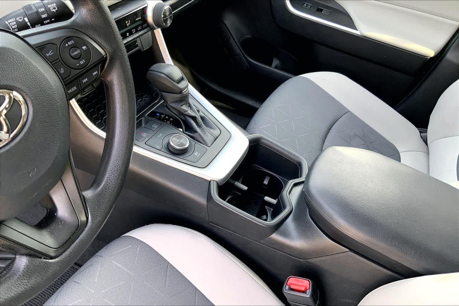 Used 2022 Silver Sky Metallic Toyota Hybrid XLE image 16
