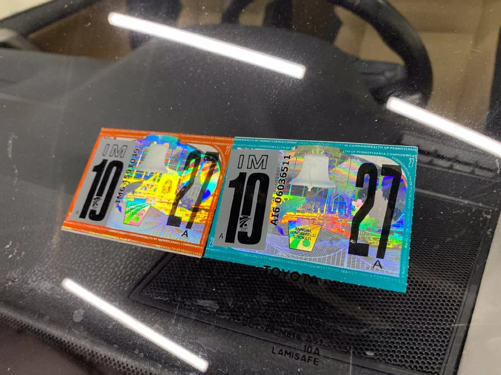 Used 2018 White Toyota XLE image 27