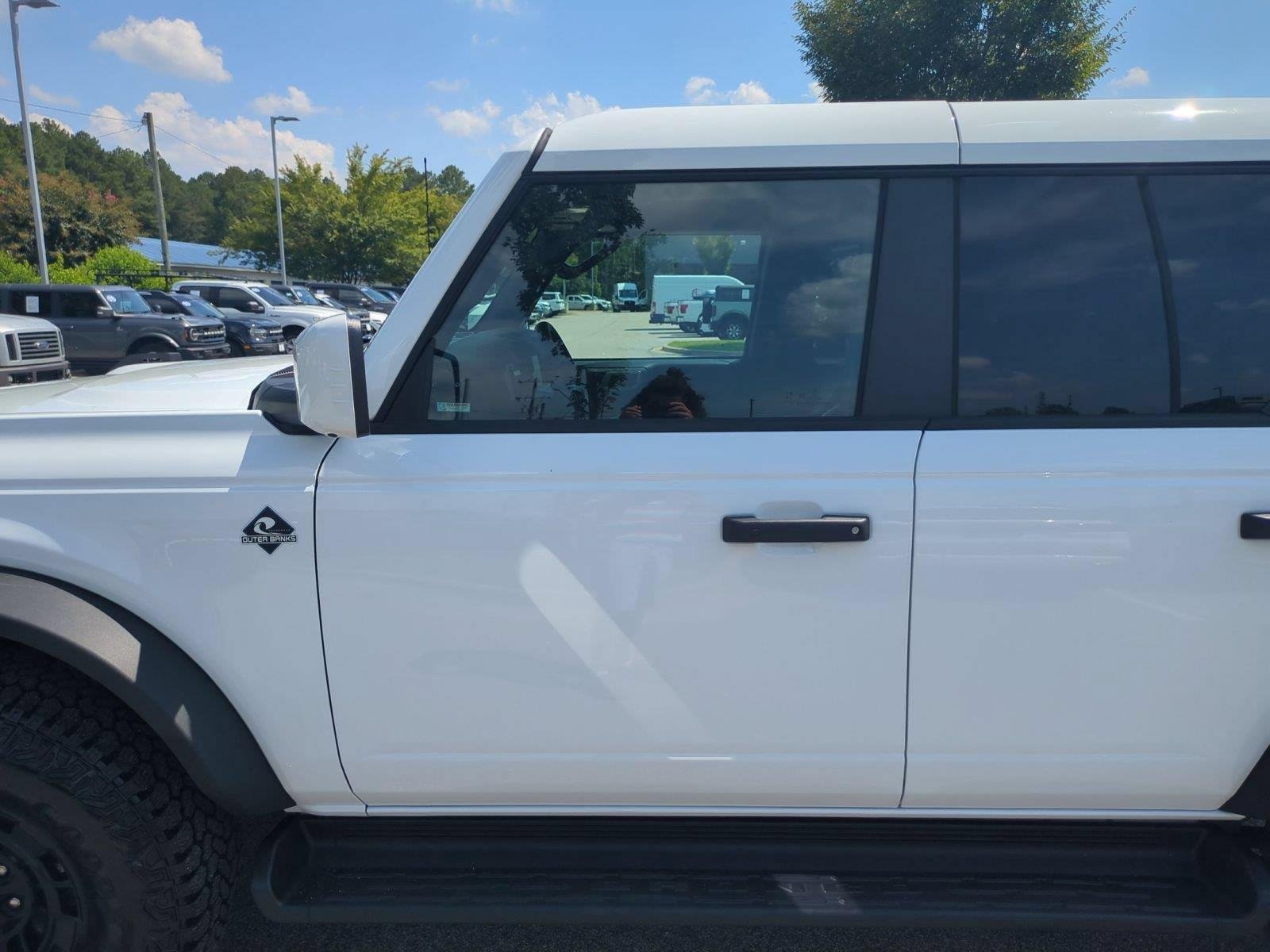 Used 2026 Oxford White Clearcoat Ford Outer Banks image 15