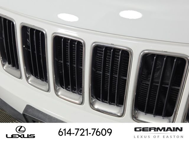 Used 2016 White Jeep Laredo image 14