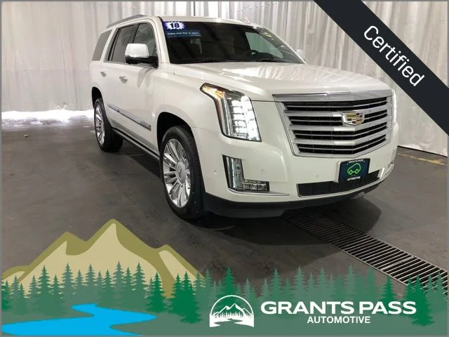 2018 Cadillac Escalade AWD Platinum's photo
