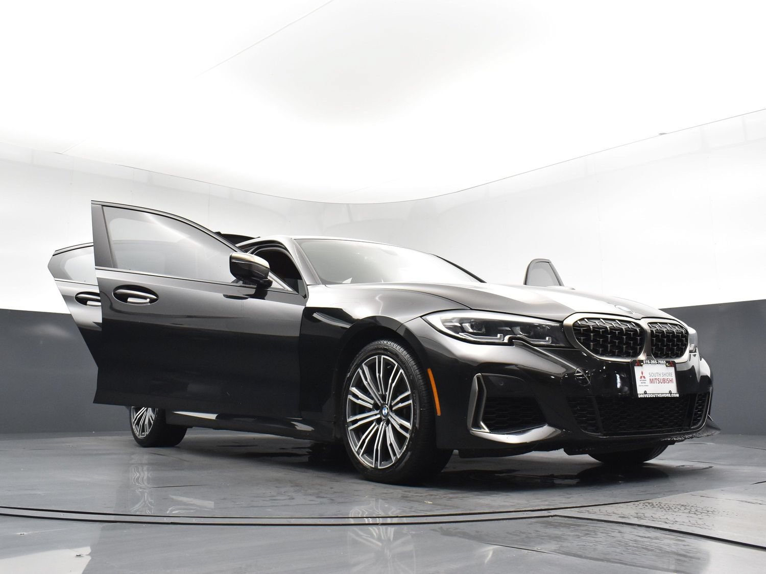 Used 2020 Black Sapphire Metallic BMW M340i xDrive image 28