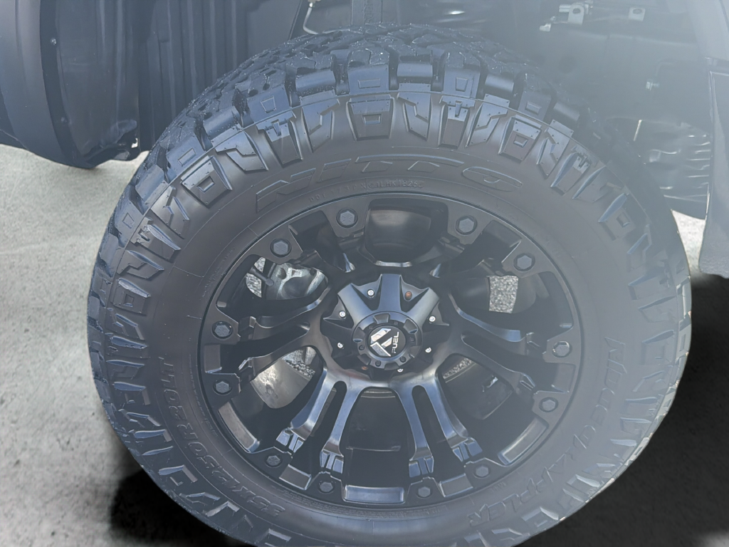 Used 2024 Black Nissan PRO-4X image 60
