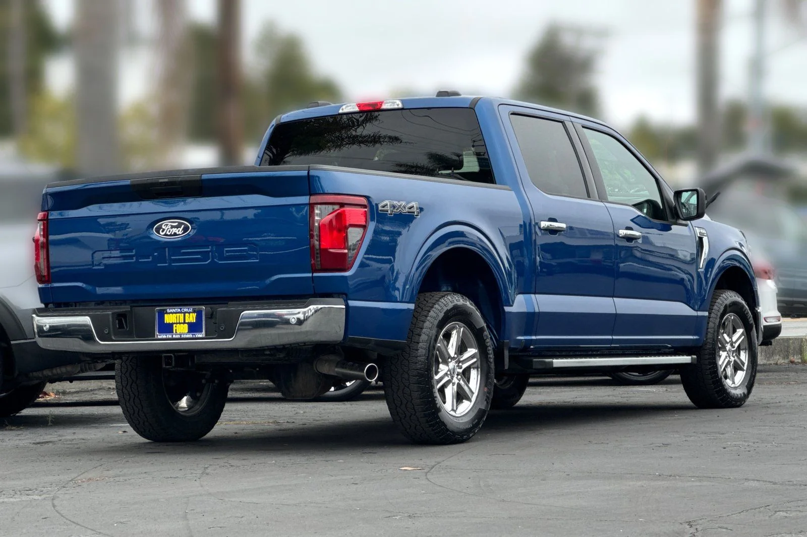 Certified Used 2025 Blue Metallic Ford XLT image 27