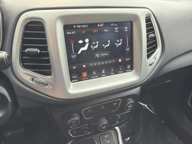 Used 2021 Jazz Blue Pearlcoat Jeep 80th Special Edition image 21